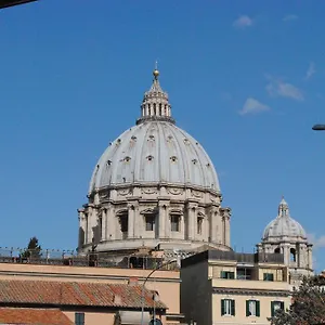 Frühstückspension Di Fronte Cupola, Rom