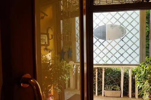 Green Hotel Rom 2*,  Italien